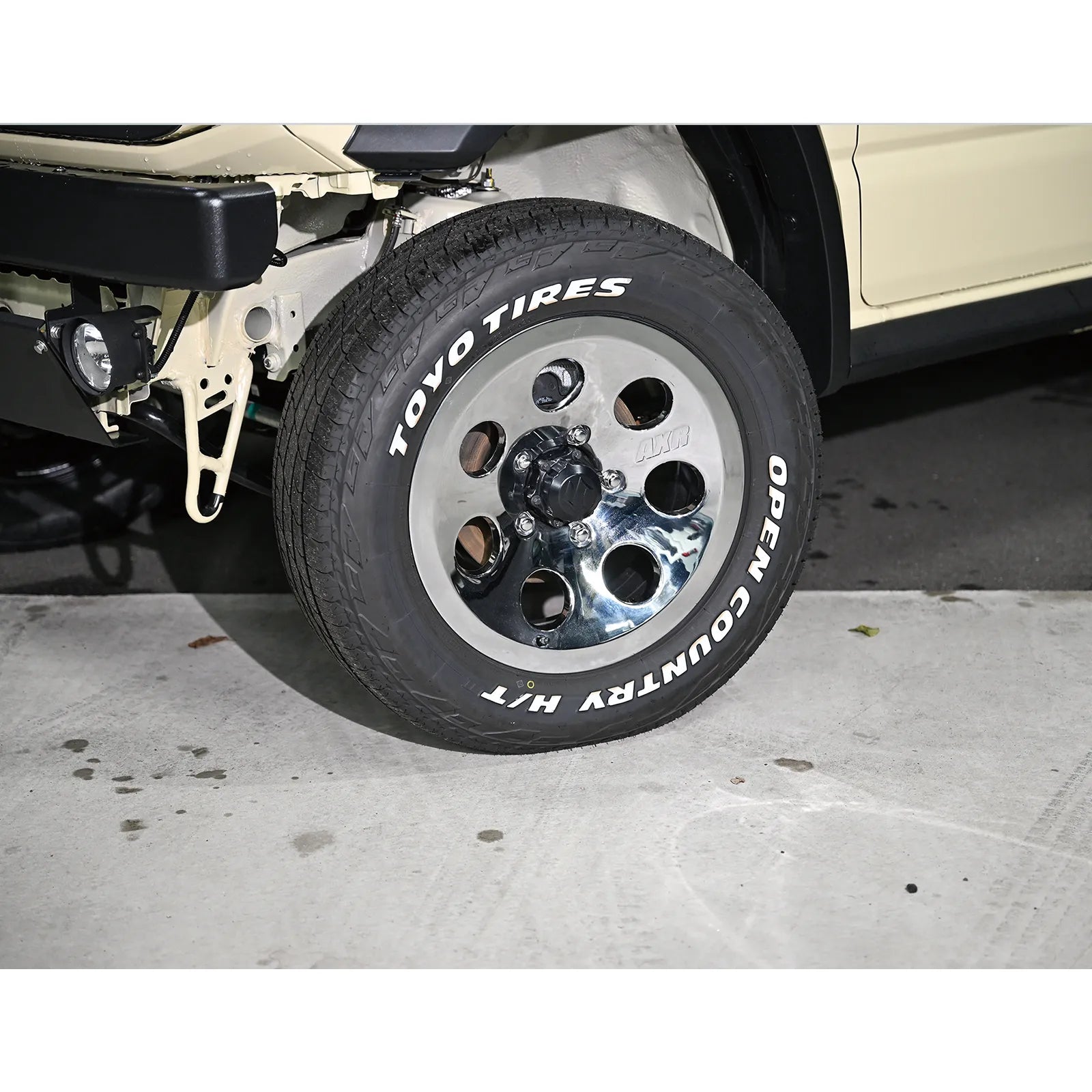 ARX Ramone3 鋳造ホイール 17×6J+5 PCD139.7 5H